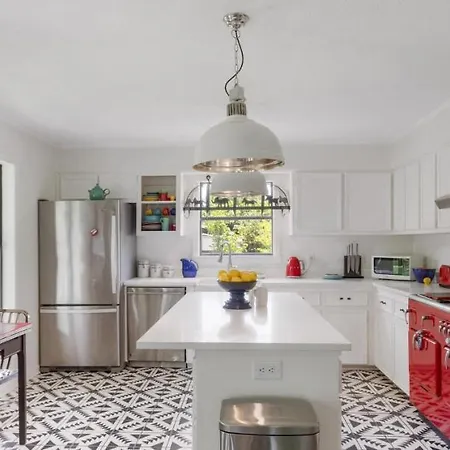 The Tire Swing Modern 3Bd Gourmet Kitchen Awesome Local Villa